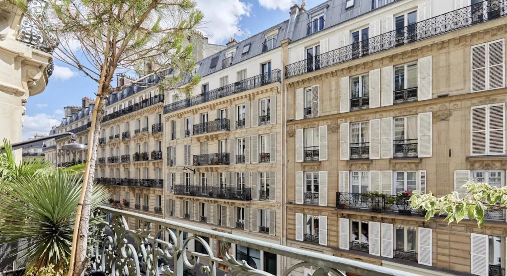Appartement Luxueux 4 Bd, Parc Monceau Parijs