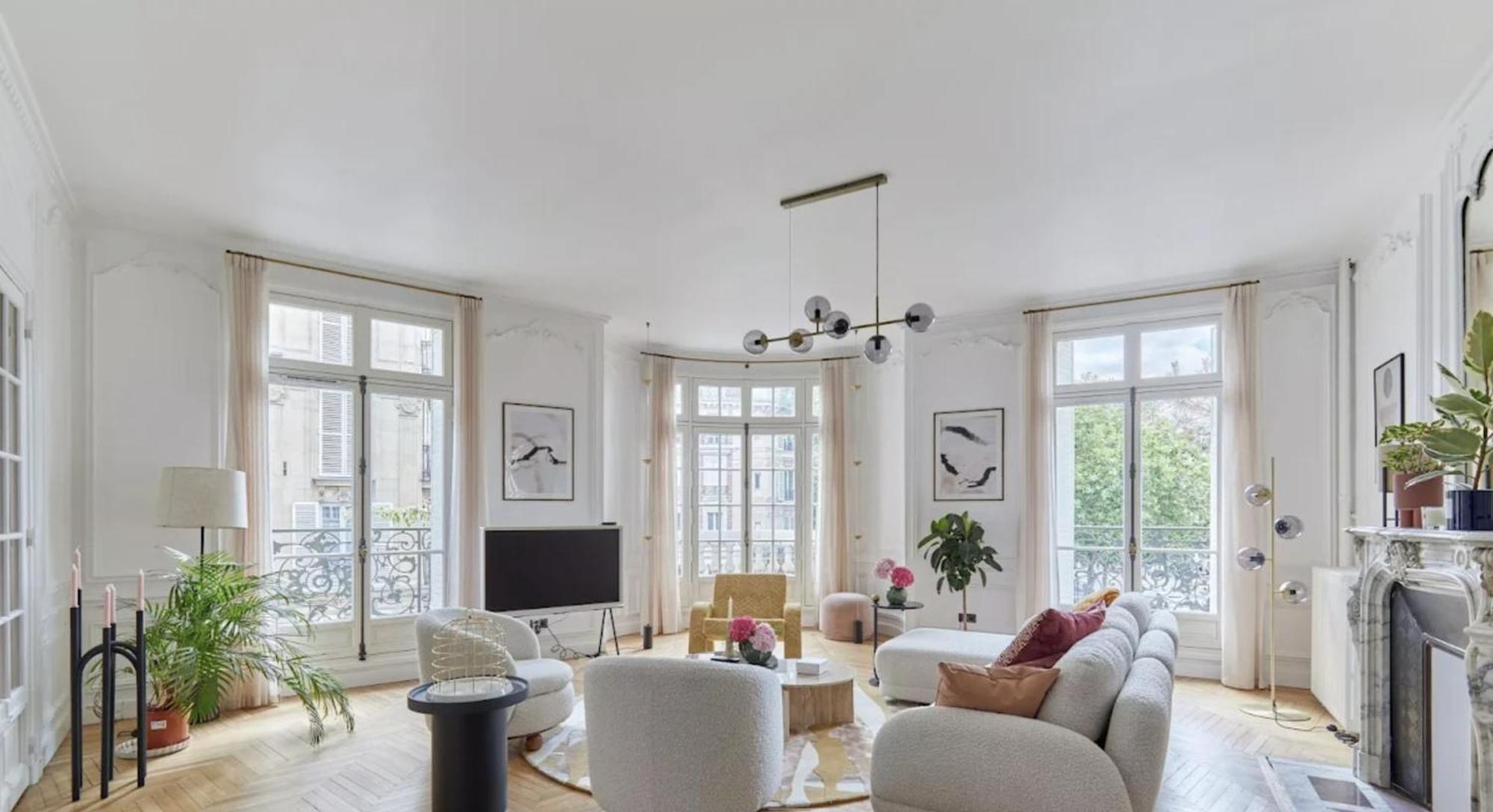 Appartement Luxueux 4 Bd, Parc Monceau *