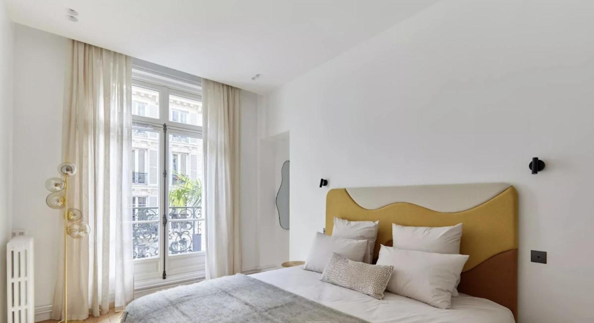 Appartement Luxueux 4 Bd, Parc Monceau *